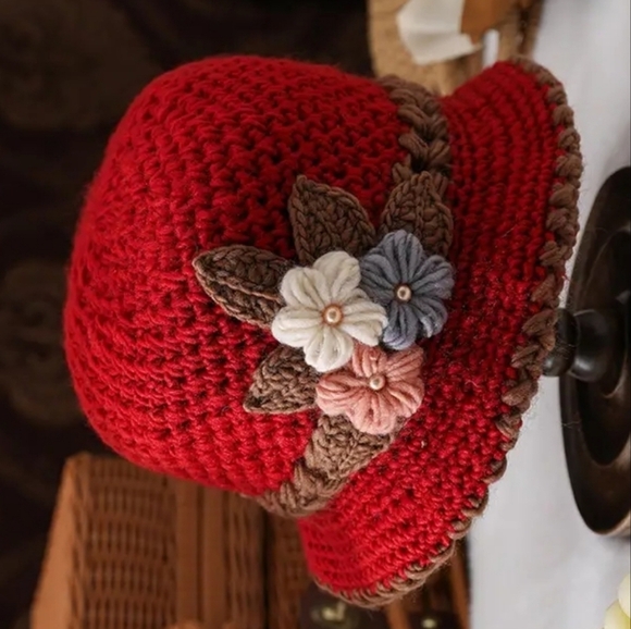 New Knitted bucket red hat flower accents on side - Picture 2 of 3